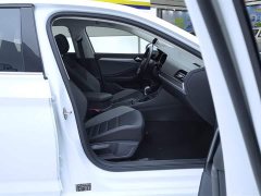 Volkswagen Sagitar 200TSI DSG Flyover Edition - фото 8