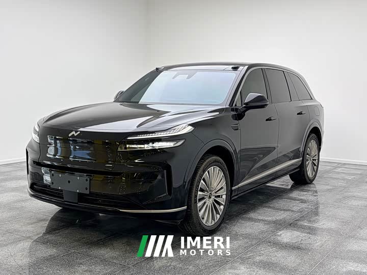 BMW Ledo L90 Ultra six-seater version - автомобиль из Китая