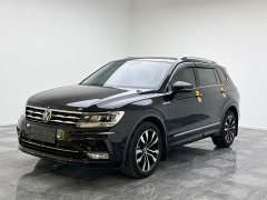 Volkswagen Tiguan L 330TSI Automatic FWD R-Line Premium Edition - фото 1