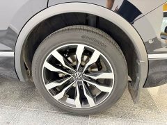 Volkswagen Tiguan L 330TSI Automatic FWD R-Line Premium Edition - фото 15