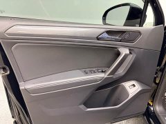 Volkswagen Tiguan L 330TSI Automatic FWD R-Line Premium Edition - фото 16