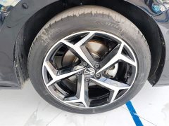 Volkswagen Passat facelift 330TSI Starry Sky Deluxe Edition - фото 6