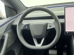 Tesla Model Y L long-range all-wheel drive version - фото 13