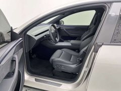 Tesla Model Y L long-range all-wheel drive version - фото 17