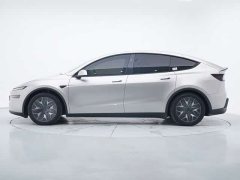 Tesla Model Y L long-range all-wheel drive version - фото 5