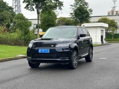 Land Rover Range Rover Sport 3.0 L6 Black Edition - фото 1