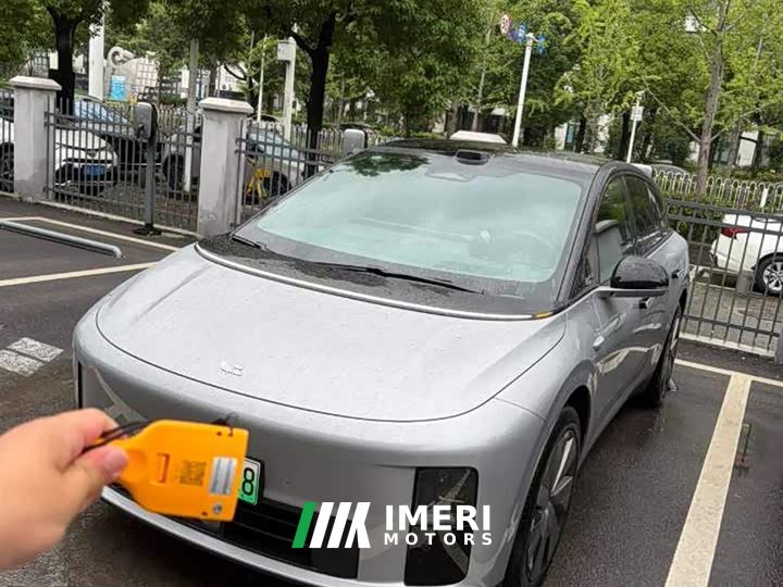 Li Auto Ideal i6 2025 four-wheel drive standard version