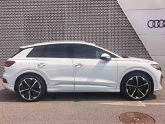 Audi Q4 e-tron 50 e-tron quattro creation edition - фото 6