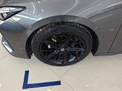 Changan UNI-V 2022 1.5T premium - фото 6