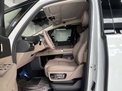 Li Auto Ideal MEGA Home Family Special Edition - фото 11