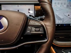 Denza D9 DM-i smart driving version 1020 four-wheel drive flagship - фото 7