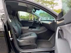 Tesla Model Y long-range all-wheel drive version - фото 13