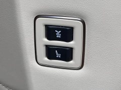 Toyota Wilfa Crown Dual Engine 2.5L Supreme Executive Edition - фото 13