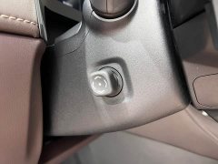 Toyota Wilfa Crown Dual Engine 2.5L Supreme Executive Edition - фото 17