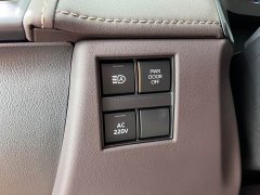 Toyota Wilfa Crown Dual Engine 2.5L Supreme Executive Edition - фото 18