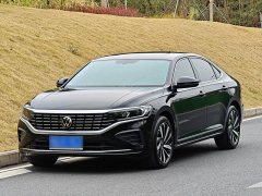 Volkswagen Passat Outstanding 330TSI Elite Edition - фото 1