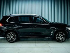 BMW X5 2022 facelift xDrive 40Li M sports package - фото 7