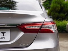 Toyota Camry 2.5G Luxury Edition - фото 6