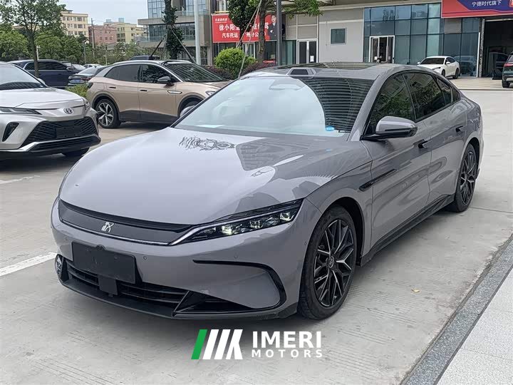 BYD Han DM-i Smart Driving Edition 125KM Honor Type - автомобиль из Китая