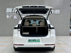 Lexus Zhiji LS8 66 Ultra technology flagship large five-seater - фото 17