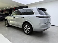 Li Auto Ideal L8 Max - фото 4