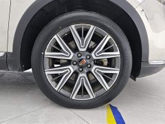 Hongqi HS5 2022 2.0T Zhilian Qixiang four-wheel drive version - фото 6