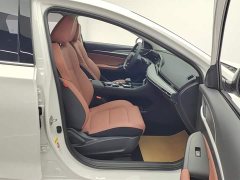 Lynk & Co Eado PLUS 1.4T dual-clutch high-energy version - фото 8
