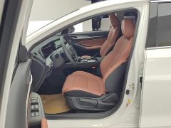 Lynk & Co Eado PLUS 1.4T dual-clutch high-energy version - фото 9