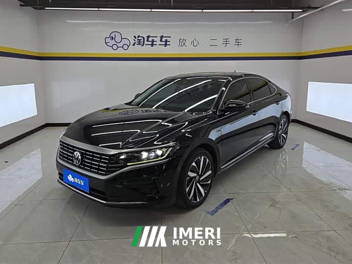 Volkswagen Passat 330TSI Deluxe Edition - автомобиль из Китая