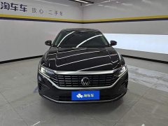 Volkswagen Passat 330TSI Deluxe Edition - фото 2
