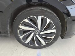 Volkswagen Passat 330TSI Deluxe Edition - фото 6