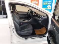 Toyota Camry 2019 facelift 2.0G Deluxe Edition - фото 8