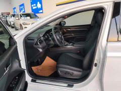 Toyota Camry 2019 facelift 2.0G Deluxe Edition - фото 9