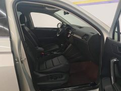 Volkswagen Tiguan L 330TSI Automatic FWD R-Line Premium Edition - фото 8