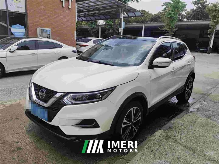 Nissan Qashqai Classic 2.0L CVT XV Leading Edition
