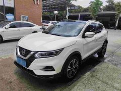 Nissan Qashqai Classic 2.0L CVT XV Leading Edition - фото 1