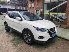Nissan Qashqai Classic 2.0L CVT XV Leading Edition - фото 3