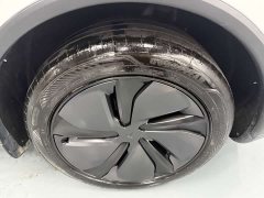 Tesla Model Y rear-wheel drive version - фото 17