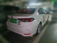 Toyota Corolla Dual Engine 1.8L E-CVT Elite Edition - фото 4
