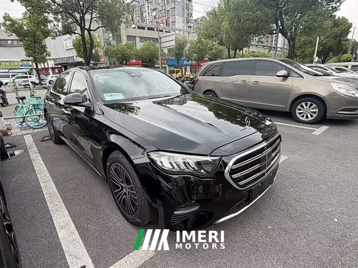 Mercedes-Benz E-Class E 260 L Classic Edition