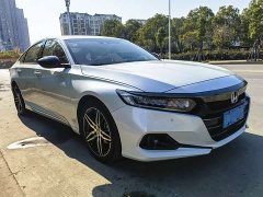 Honda Accord 260TURBO Deluxe Edition - фото 3