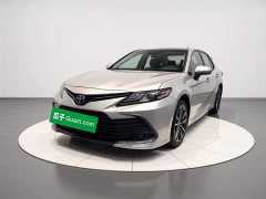 Toyota Camry 2.5G Deluxe Edition - фото 1