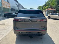 Lynk & Co Touron Pro 450TSI four-wheel drive peak version - фото 14