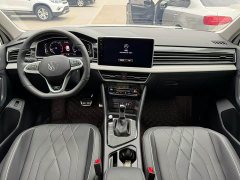 Volkswagen Tiguan L Outstanding Edition 330TSI Automatic 2WD R-Line Longyao Edition - фото 7