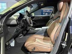 Lynk & Co Purosangue 2023 6.5L V12 - фото 12