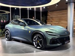 Lynk & Co Purosangue 2023 6.5L V12 - фото 3