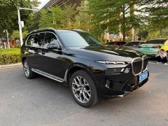 BMW X7 xDrive40i Luxury Package - фото 1