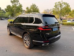 BMW X7 xDrive40i Luxury Package - фото 12