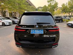 BMW X7 xDrive40i Luxury Package - фото 13