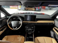 Lynk & Co Adventurer 2022 2.0T Two-wheel drive Premium Edition - фото 3